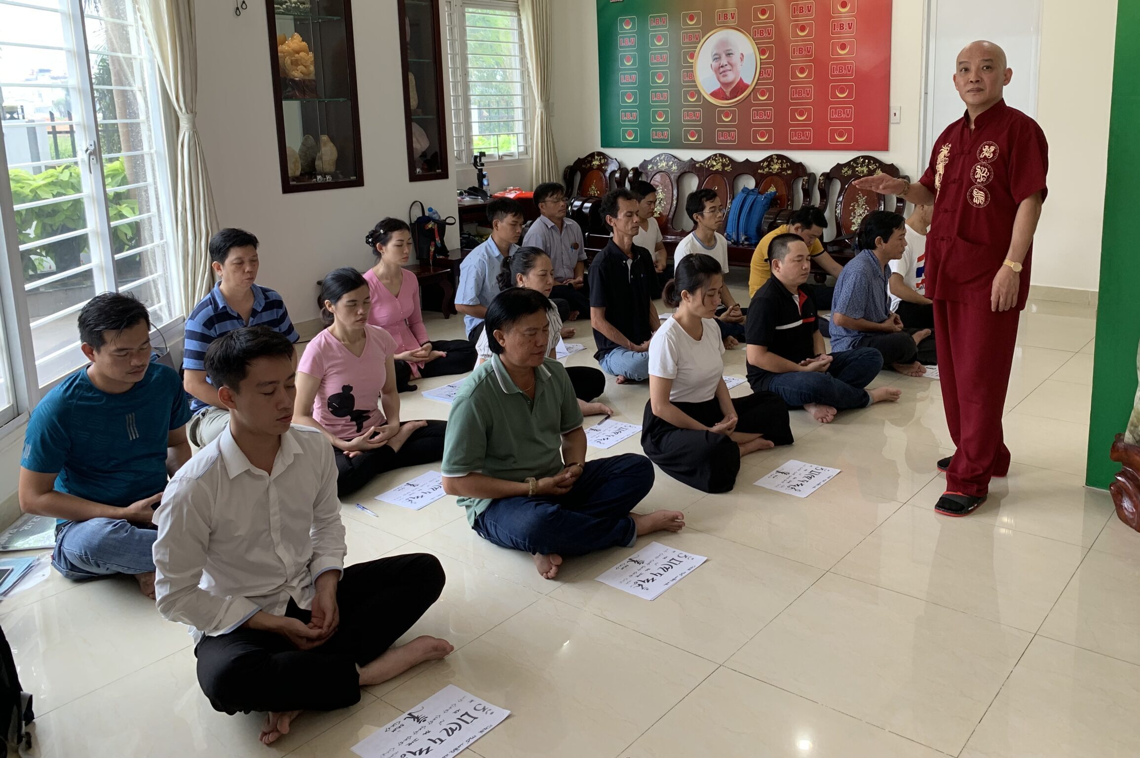 IBV Thực địa