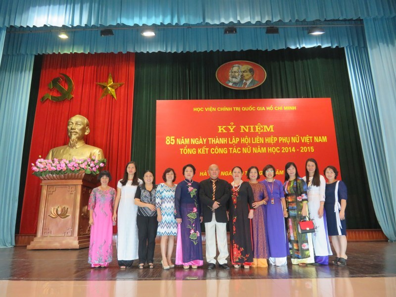 IBV Thực địa